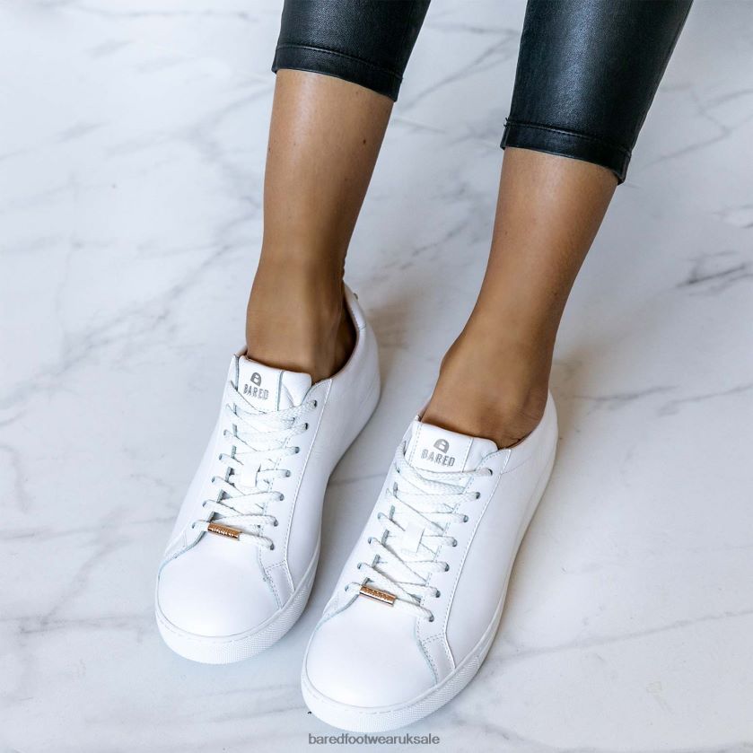 White Leather & Gold Stars Sneakers Women Bared Footwear N06D2V267 Thorntail